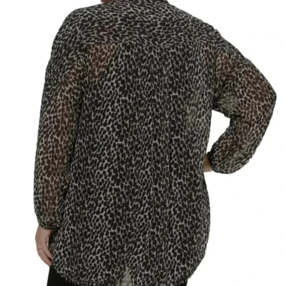 Torrid‎ Sheer Cheetah print Kimono Size 2X - Picture 2 of 6